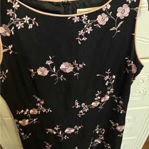 Jessica Howard Black and Pink Sheath Midi Dress